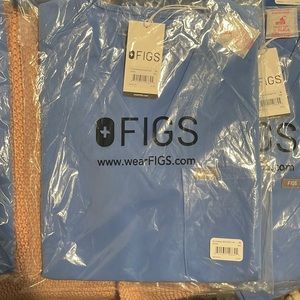 Ceil Blue Catarina One-Pocket Scrub Top